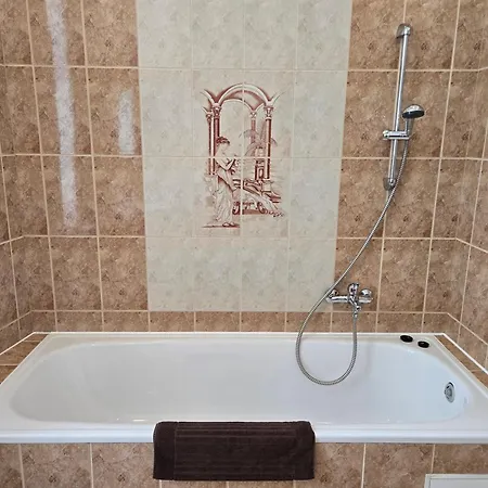 Lägenhet Old Town Casa Donna Cozy Five Bedroom With Stunning Old Town Views-steps From Dome Square And Presidential Castle-friends & Family *