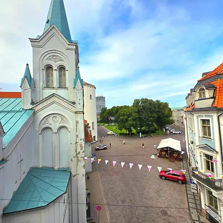 Lägenhet Old Town Casa Donna Cozy Five Bedroom With Stunning Old Town Views-steps From Dome Square And Presidential Castle-friends & Family