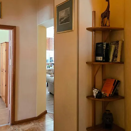 Old Town Casa Donna Cozy Five Bedroom With Stunning Old Town Views-steps From Dome Square And Presidential Castle-friends & Family